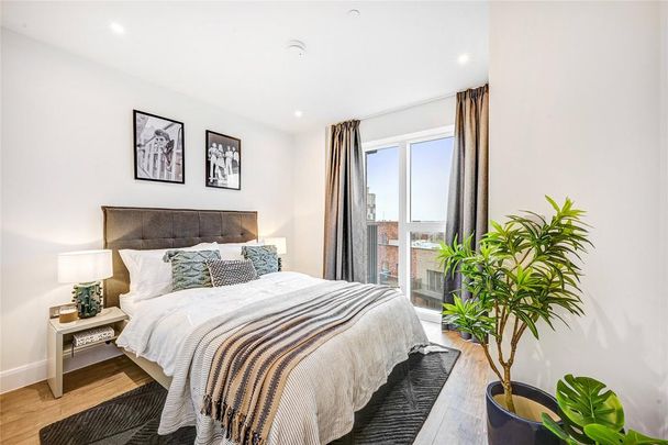 Studio to rent - Photo 1