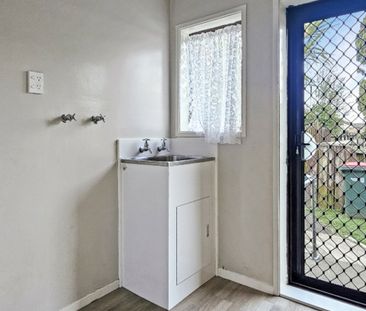 COSY ON CARRUTH - Photo 2