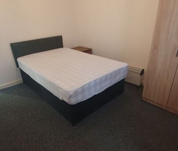 Flat 3, 26 Minny Street, Cathays, Cardiff, CF24 4ES - Photo 3
