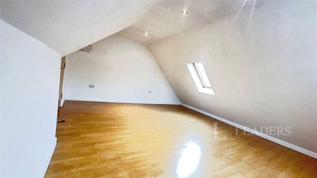 2 bedroom apartment to rent Farley Hill, Luton, Bedfordshire, LU1 - Photo 1