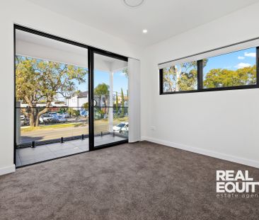 2/165 Epsom Road, Chipping Norton NSW 2170 - Townhouse For Rent | D... - Photo 1