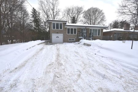For Lease - 113 Holcolm Road Unit# 1, Toronto, Ontario - Photo 5
