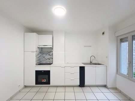 Location Maison de village 4 pièces 72 m2 à Mauregny-en-Haye - Photo 3