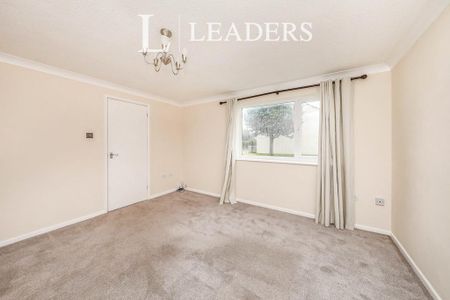 3 bedroom terraced house to rent - Photo 2