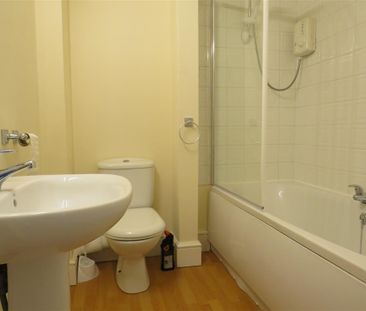 Victoria Street, GOSPORT - Photo 3