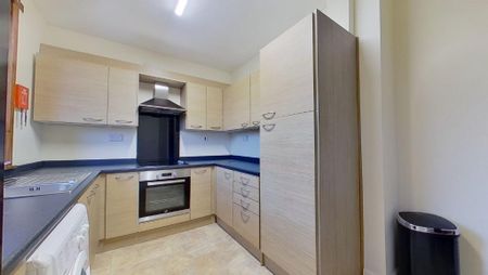2 bedroom flat to rent - Photo 4