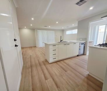 Experience Luxury Living in a Stunning New Home&excl; - Photo 2