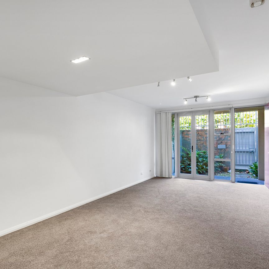 127 Cooper Street, Waterloo NSW 2017 - Apartment For Rent | Domain - Photo 1