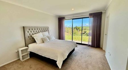 Stunning Rural Views and Entertainers Kitchen (4 Bedrooms) - Photo 4