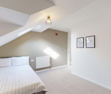 1 bedroom in a house share to rent - Photo 5