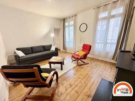 Location Appartement 1 pièce 33m² - Photo 3