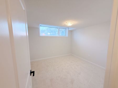 For Lease - 1233 Creekway Private, Kanata, Ontario - Photo 5