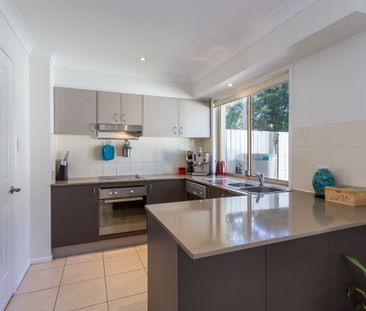Modern 3 Bedroom Townhouse - Fully Air Conditioned - Photo 6