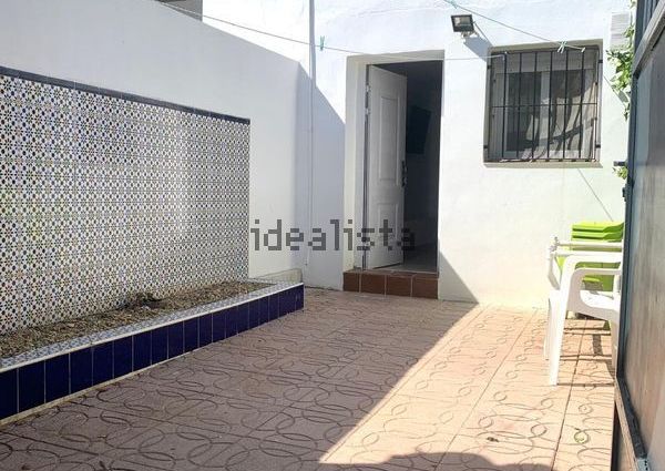 Alquiler de chalet adosado en Calle Relente