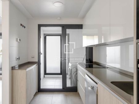 Madrid, Community of Madrid 28045 - Photo 3