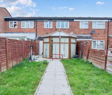 3 bedroom terraced house to rent - Photo 3