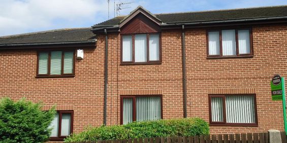 2 bedroom flat to rent - Photo 3