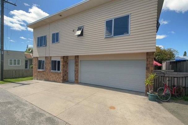 Quality Townhouse in Hamilton East - Photo 1