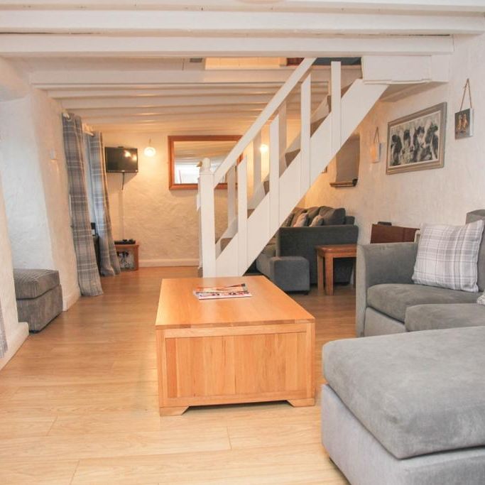 2 bedroom semi-detached house to rent - Photo 1