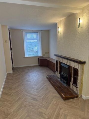 201 Queen Street, Harryville, Ballymena, BT42 2BG - Photo 3