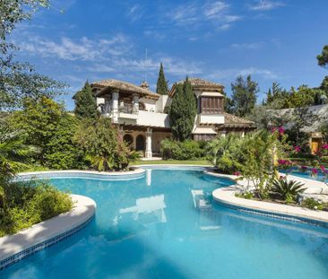 8 bedroom luxury Villa for rent in Benahavís, Andalusia - Photo 5