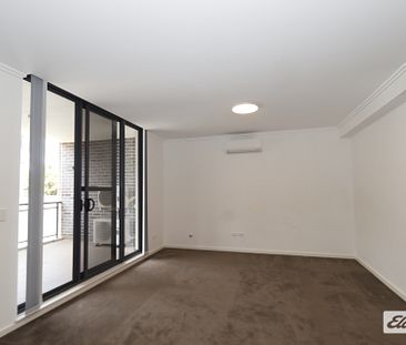 33/2 Bouvardia Street - Photo 1