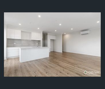 Newly Built Townhouse – What A Chirstmas Treat! - Photo 4