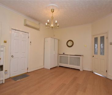 2 bedroom bungalow to rent - Photo 2