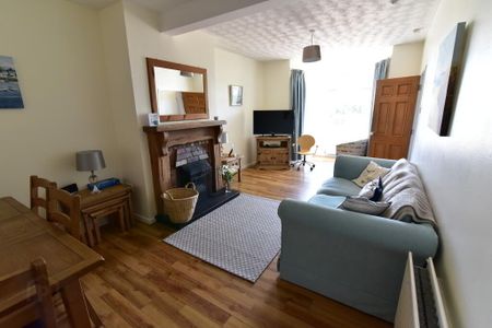 4 Brookvale Terrace (Student Let), Portrush, BT56 8EY - Photo 2