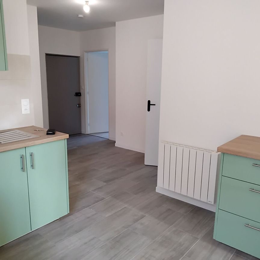 Appartement ( 60 m² ) refait entièrement à neuf - Photo 1