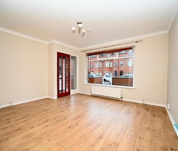 28 Victoria Road, Sydenham, Down, Belfast, BT4 1QU - Photo 6