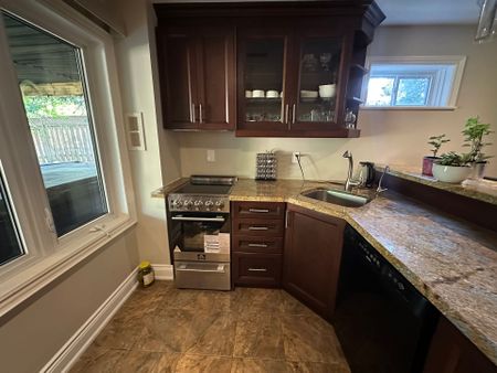 For Lease - 30 Knole Haven Drive Unit# Lower, Aurora, Ontario - Photo 5