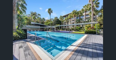 This modern spacious townhouse is available for rent from approximately 16/12/2025. - Photo 5