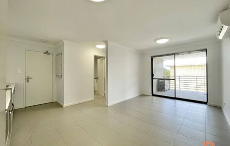 6B/4 Adnata Road, BEELIAR WA 6164 - Photo 3