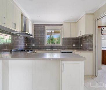 3 Bruthen Court, BROOKFIELD - Photo 4