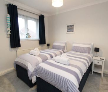 Catalina Drive, Baiter Park, Poole - Photo 1