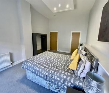2 bedroom property to rent - Photo 4