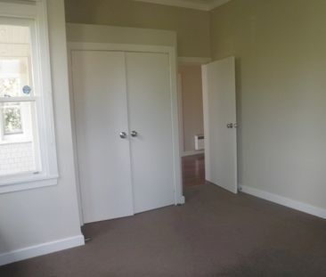 BUNGALOW IN MISSION BAY - Photo 3