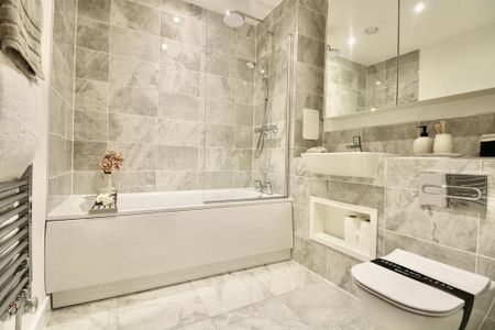 2 bedroom apartment to rent - Photo 2