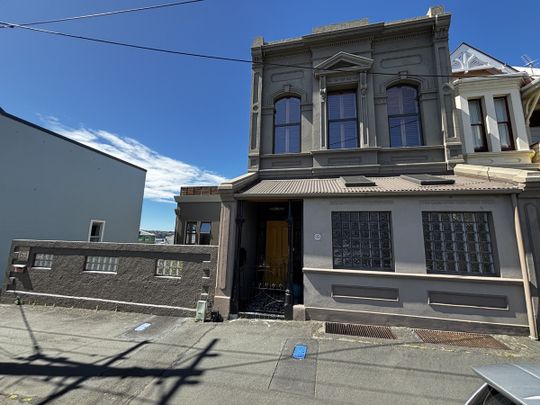 Something special on Stafford Street - Photo 1