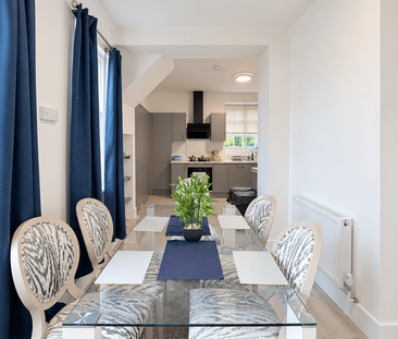 3 bedroom detached house to rent - Photo 3