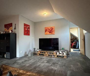 Attraktive Maisonettewohnung am Waldrand in begehrter Lage von Wese... - Photo 1