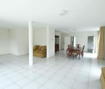 Woning te huur in Wezembeek-Oppem voor € 3.300 met 5 slaapkamers - Photo 4