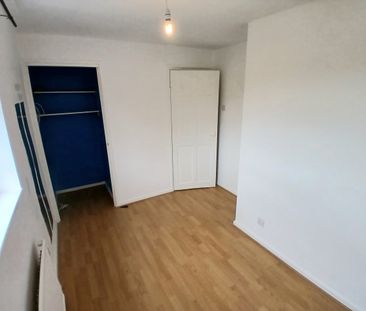 York Road, Stevenage - Photo 4