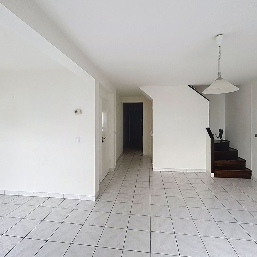 Maison à louer - REIMS -CLAIRMARAIS - Photo 1