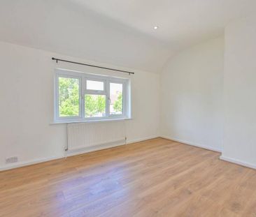 3 bedroom terraced house to rent - Photo 6