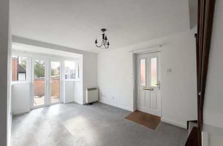 1 bedroom end of terrace house to rent - Photo 2