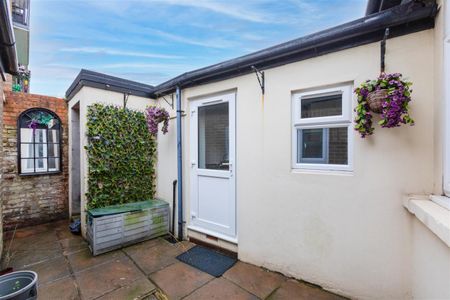 Leslie Street, Eastbourne - Photo 4