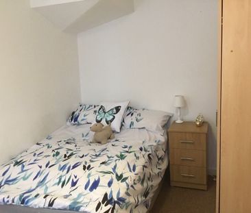 7 bedroom house to rent - Photo 4