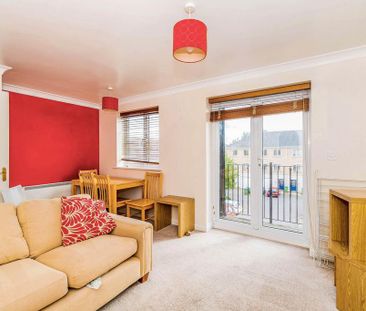2 bedroom apartment to rent - Photo 2